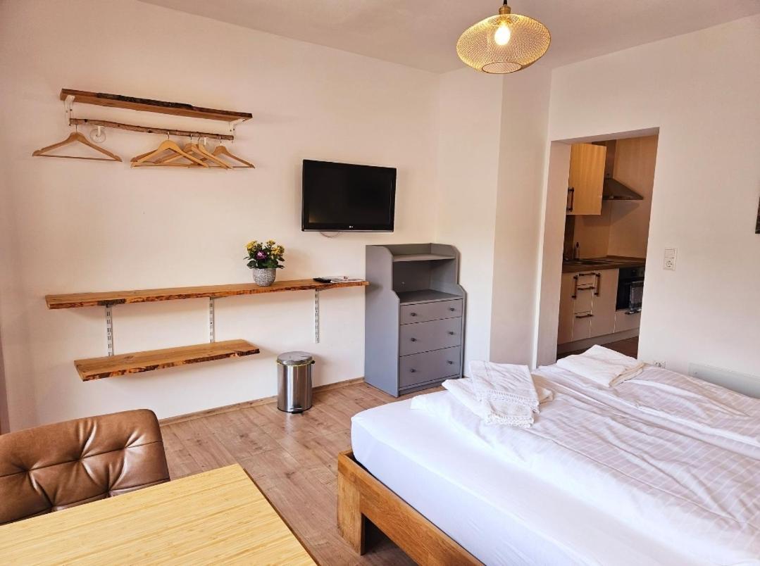 Roemerstube Apartments & Rooms Ediger-Eller Kamer foto